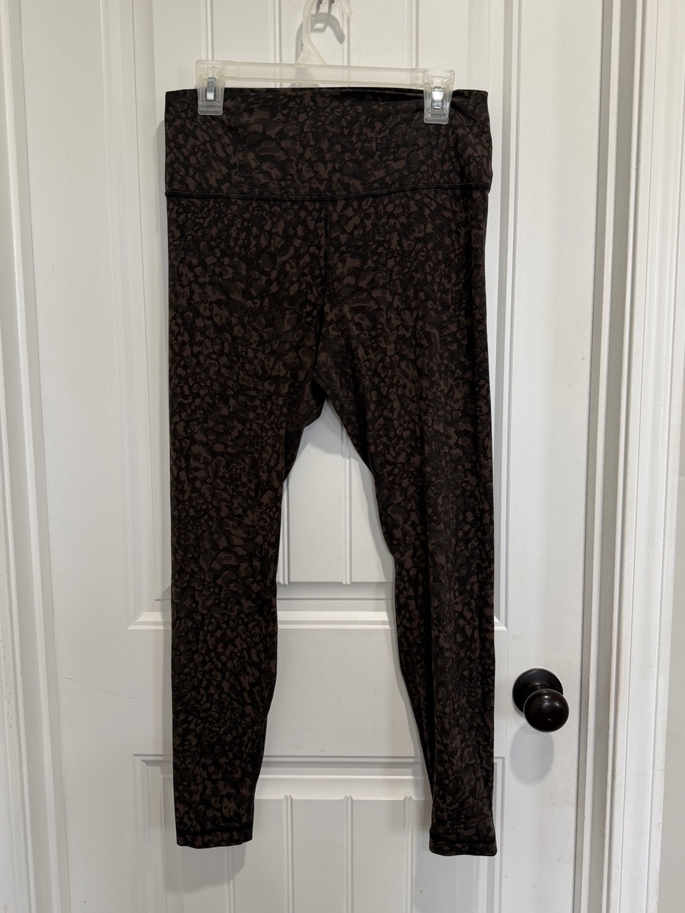 Lululemon brown black printed leggings